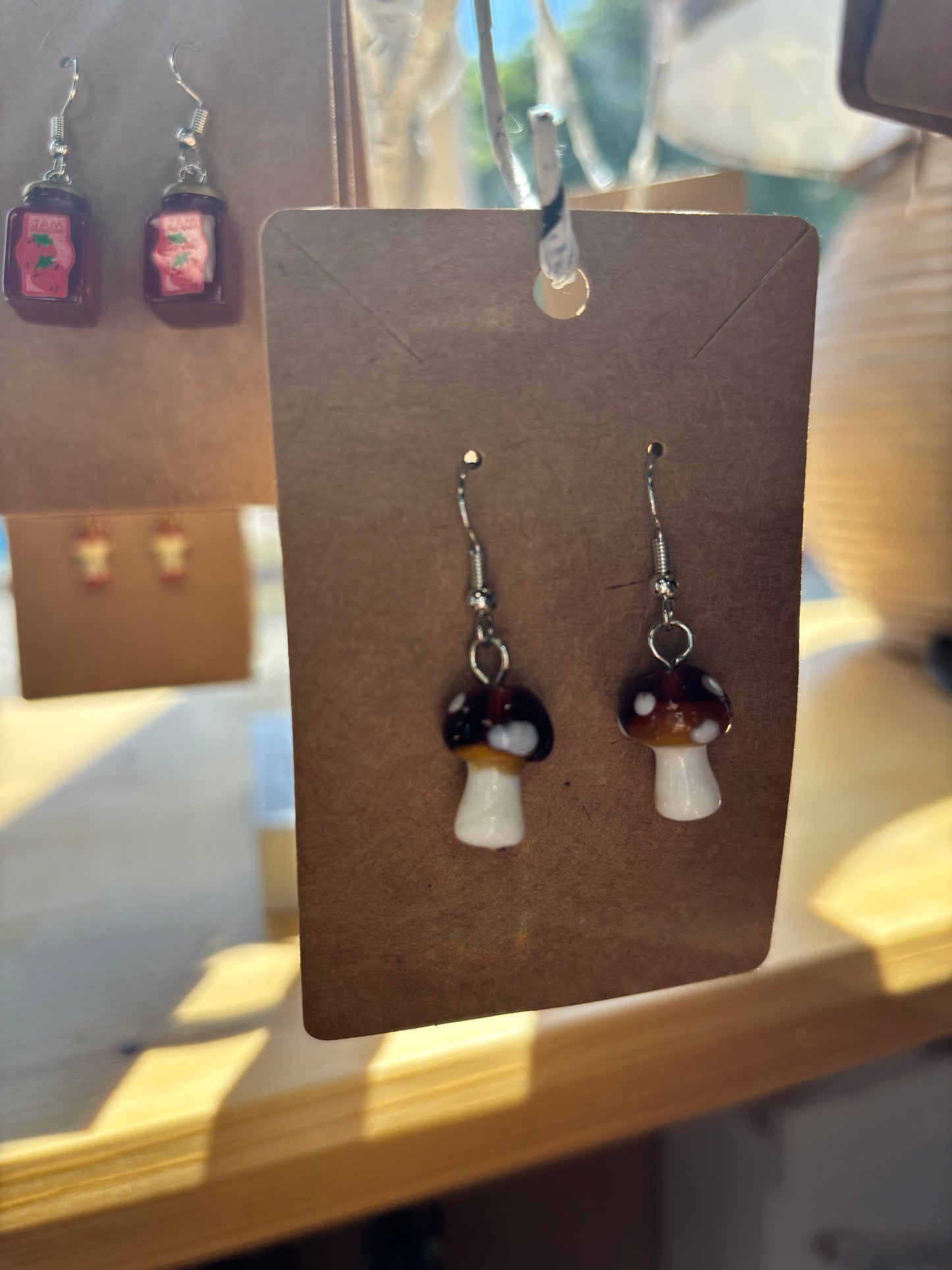 Mushroom Earrings - Brown