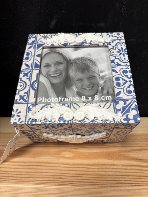 Box (Photo Frame)