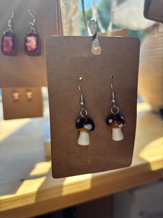 Mushroom Earrings - Brown